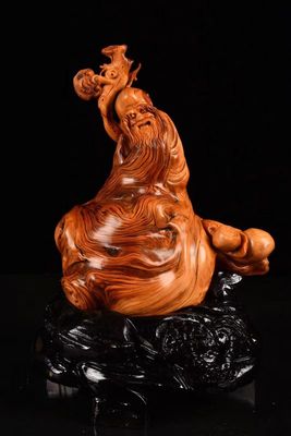 崖柏木雕招財(cái)貔貅 千年瑞木蘊(yùn)乾坤，財(cái)運(yùn)亨通納祥福